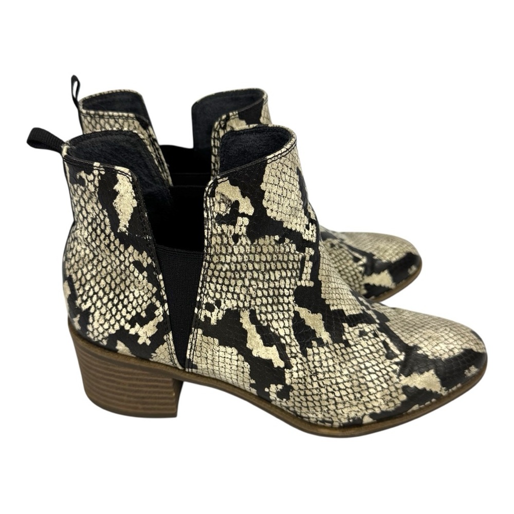 Dr. Scholl’s Womens Snakeskin Ankle Boots